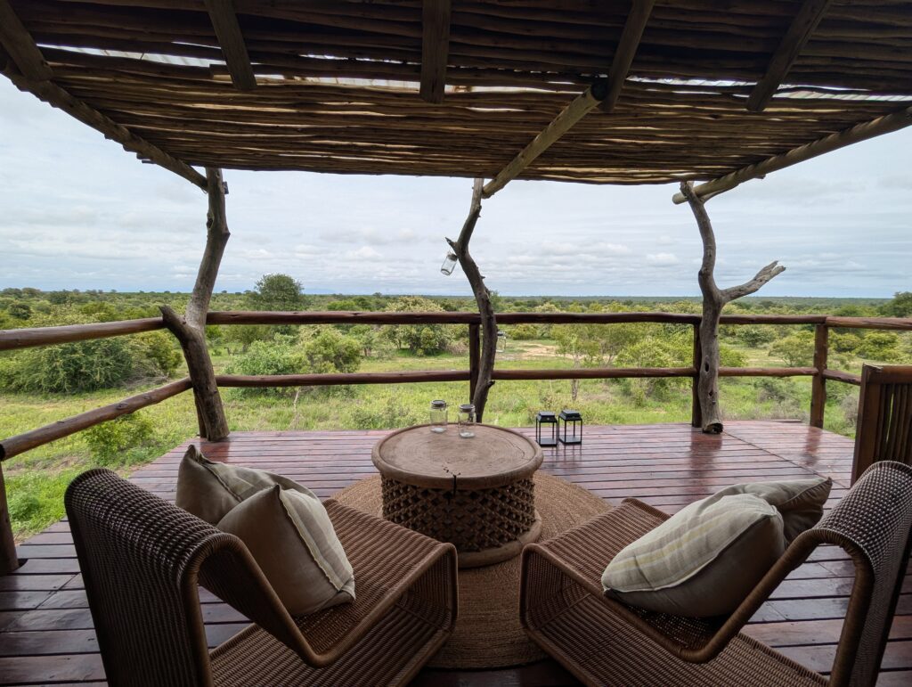 Bush accommodatie met uitzicht tijden de hoogtepunten van Zuid-Afrika